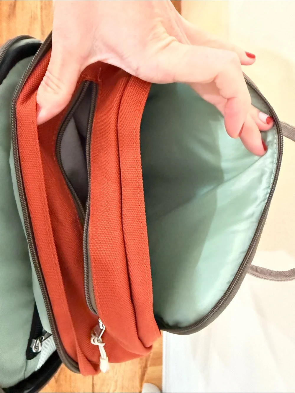 NWOT Tobiq Travel Backpack Rust Orange Red Full Size School Work Laptop Pack